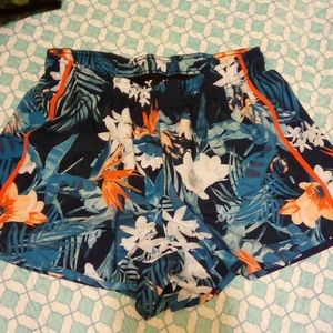 Nwot, xersion running short size medium